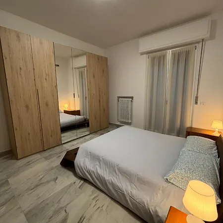 Pesaro Bnb Apartment *